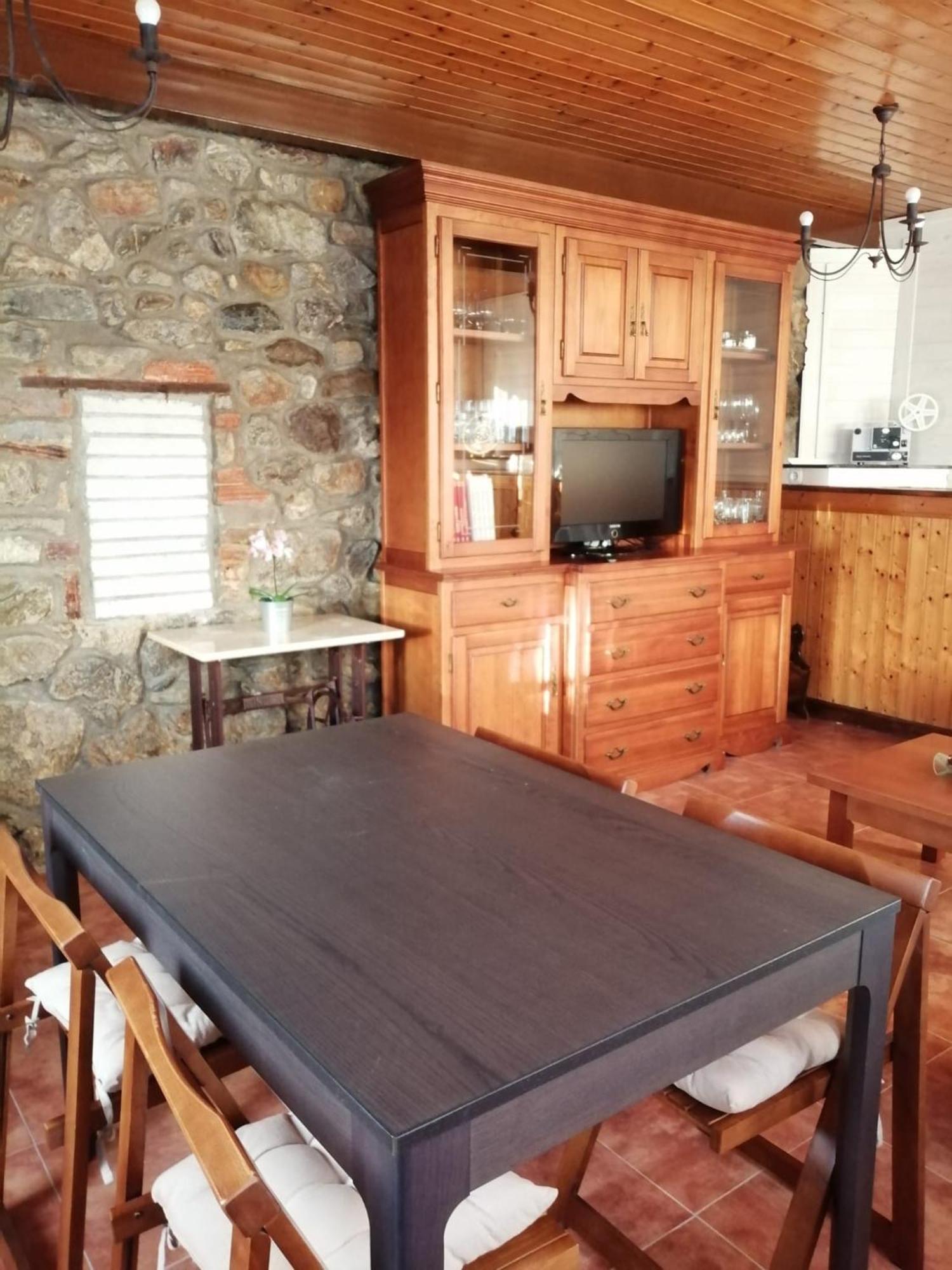 Vegalmar Appartement Limpias Buitenkant foto