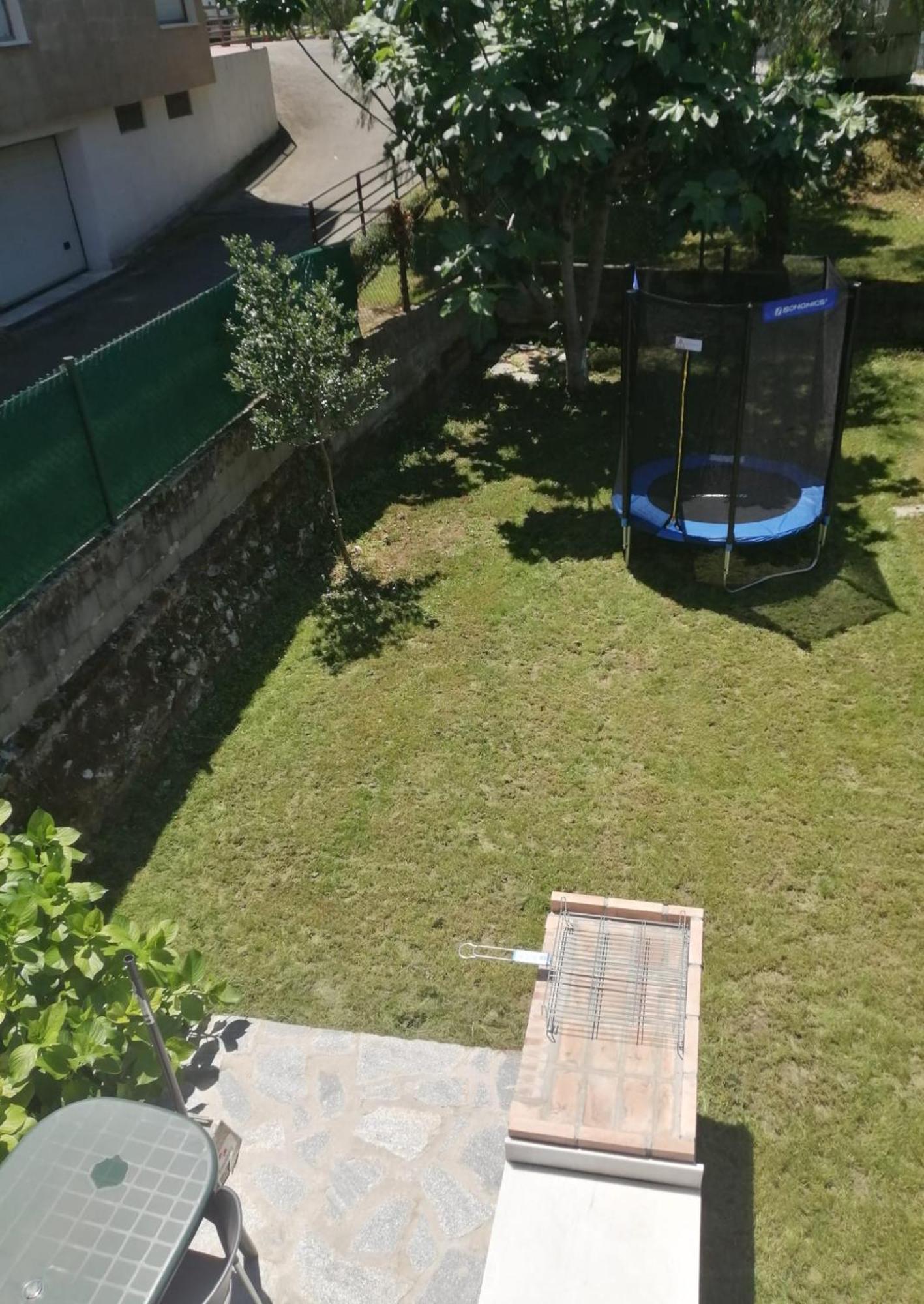 Vegalmar Appartement Limpias Buitenkant foto