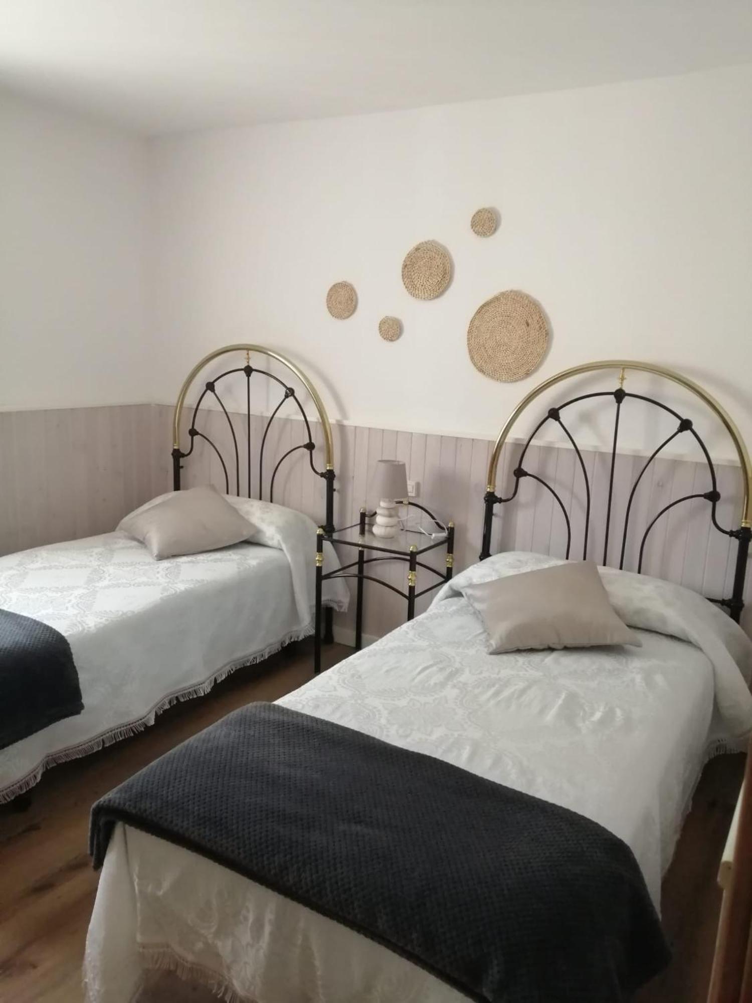 Vegalmar Appartement Limpias Buitenkant foto